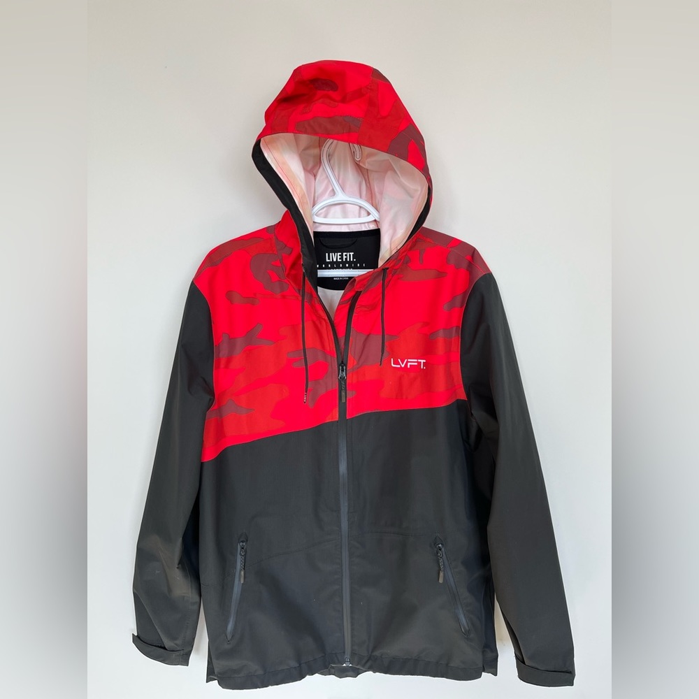 LiveFit Tech Windbreaker Jacket - Black/Red Camo - Size Medium